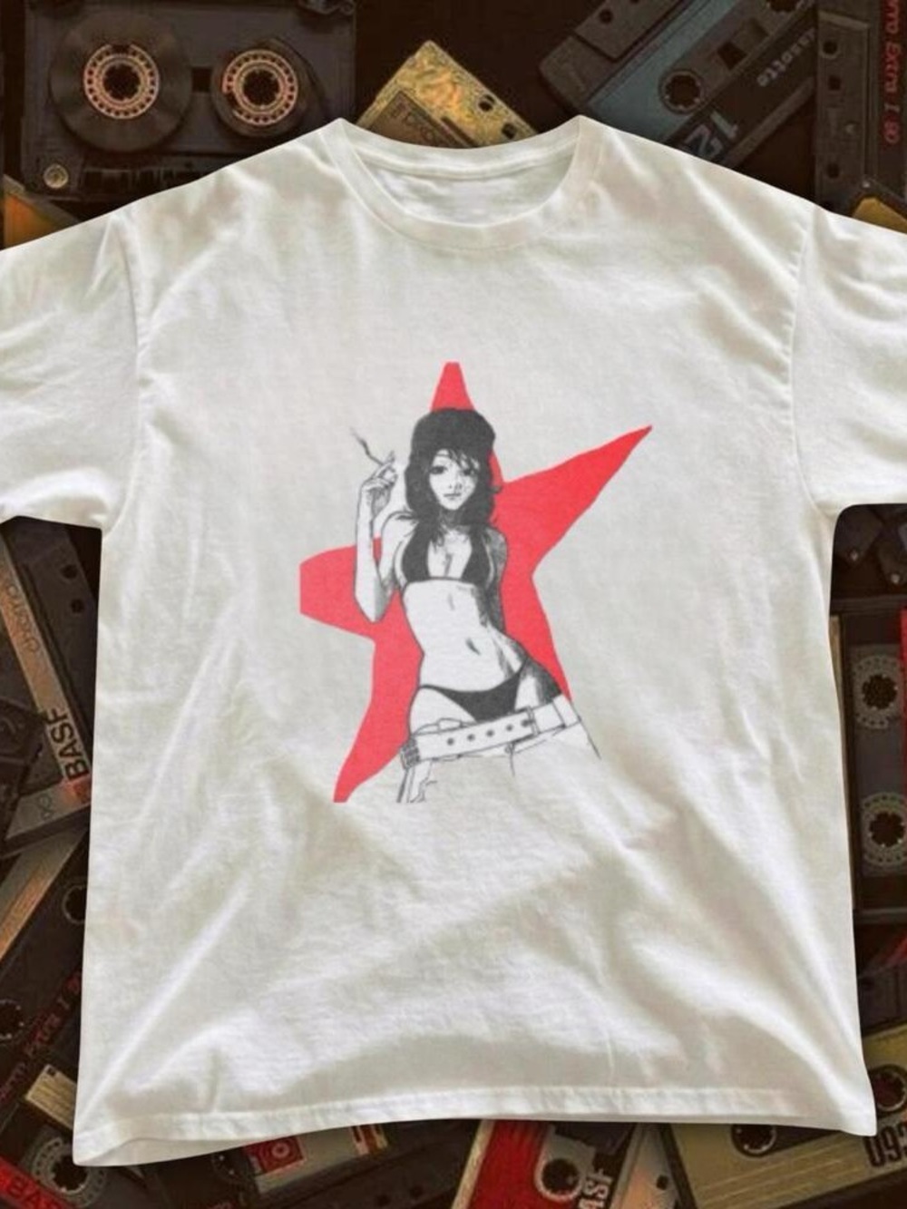 Amy Winehouse White T-Shirt